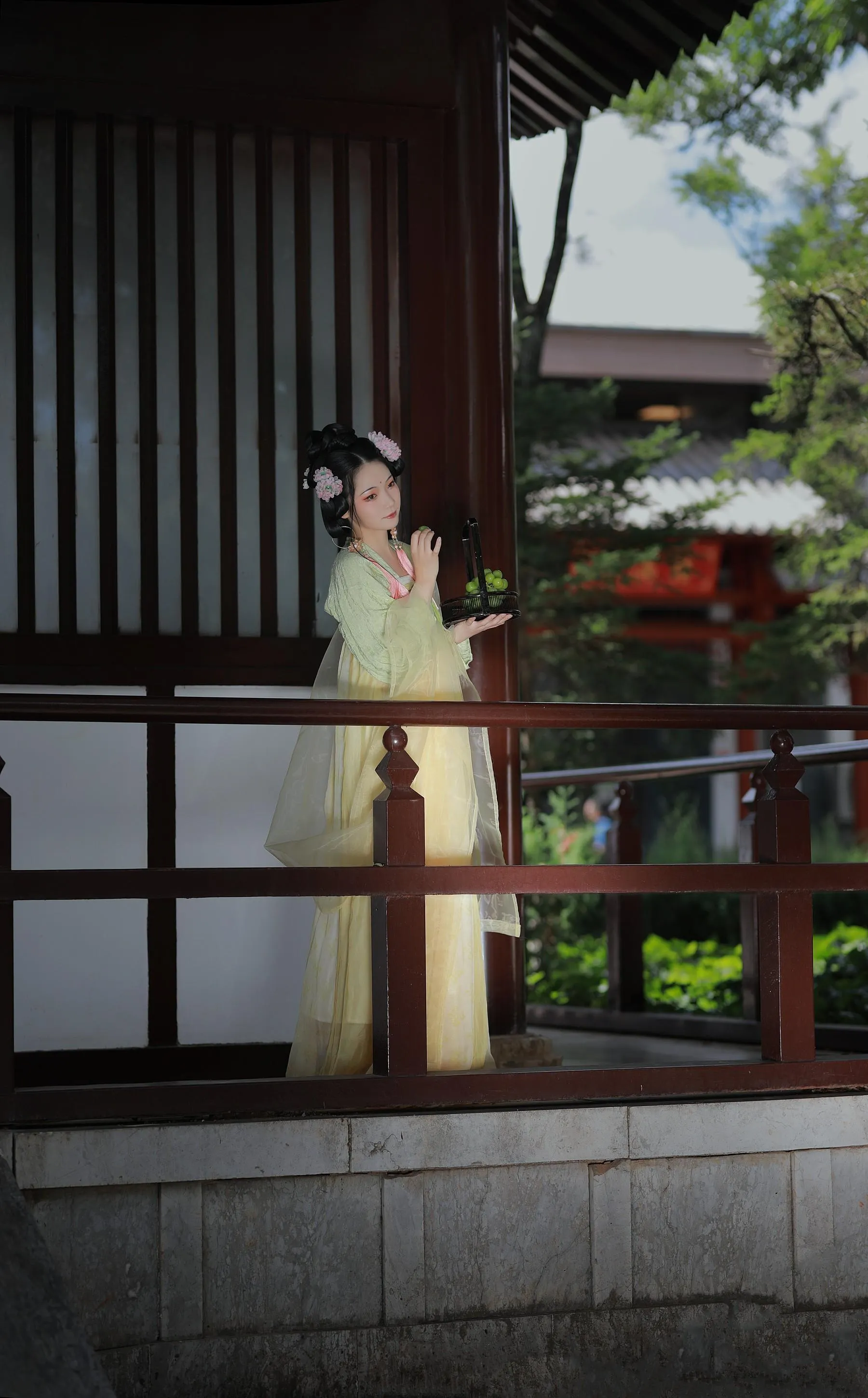 [YITUYU艺图语]2022.09.08 若无闲事挂心头 落花人独立 [33P]插图4